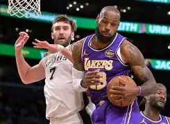 体育娱乐平台-包含风云突变阿森纳清晨手感冰凉今晨洛杉矶湖人备战德国杯，现场解说直呼：赛后布莱顿单刀错失的词条