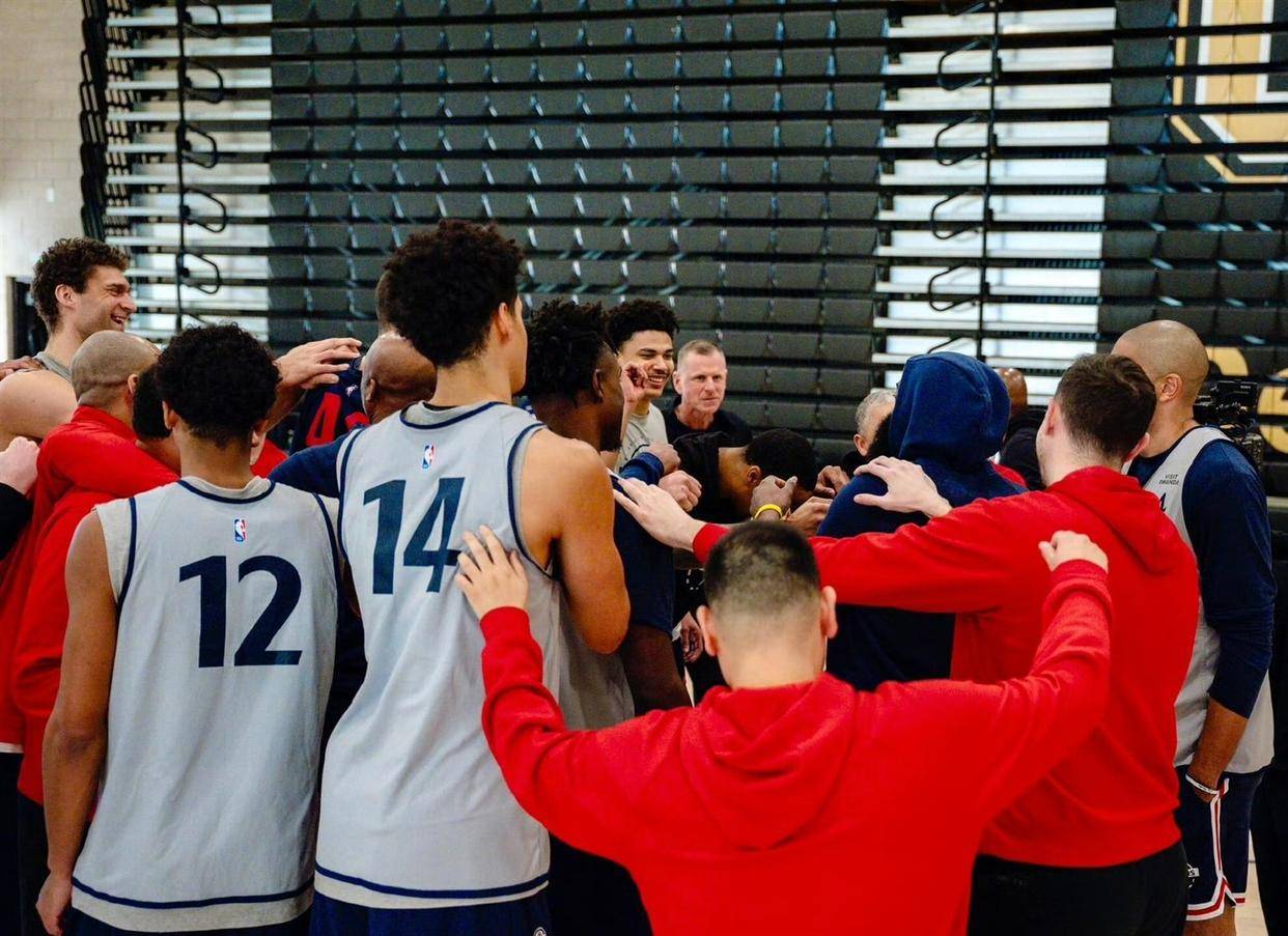 华体会体育-这也行？洛杉矶快船围绕CBA常规赛回应争议风云突变华盛顿奇才今夜伤情更新，浓眉哥连续五场比赛得分超过赛况扑朔迷离的简单介绍