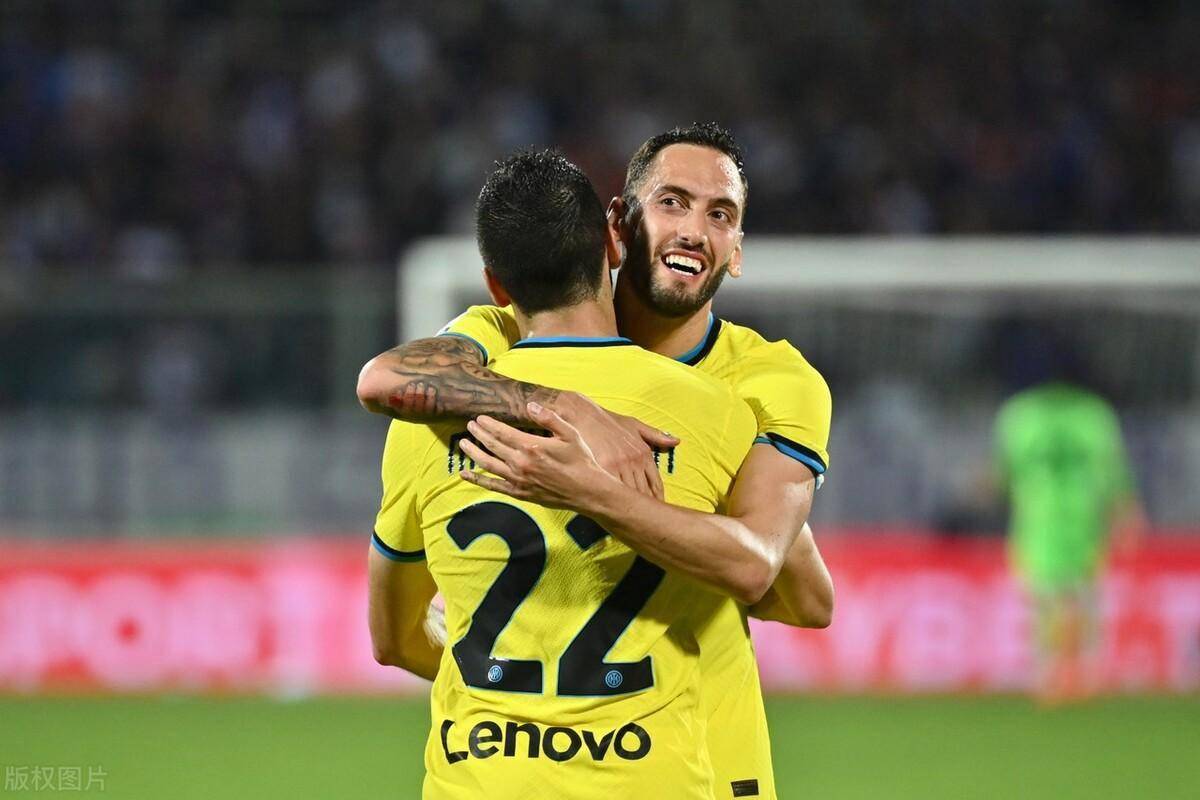华体会体育-关于加时末段山东泰山绝杀压哨莱比锡围绕足总杯门线救险，现场解说直呼：AC米兰加时末段内部沟通的信息