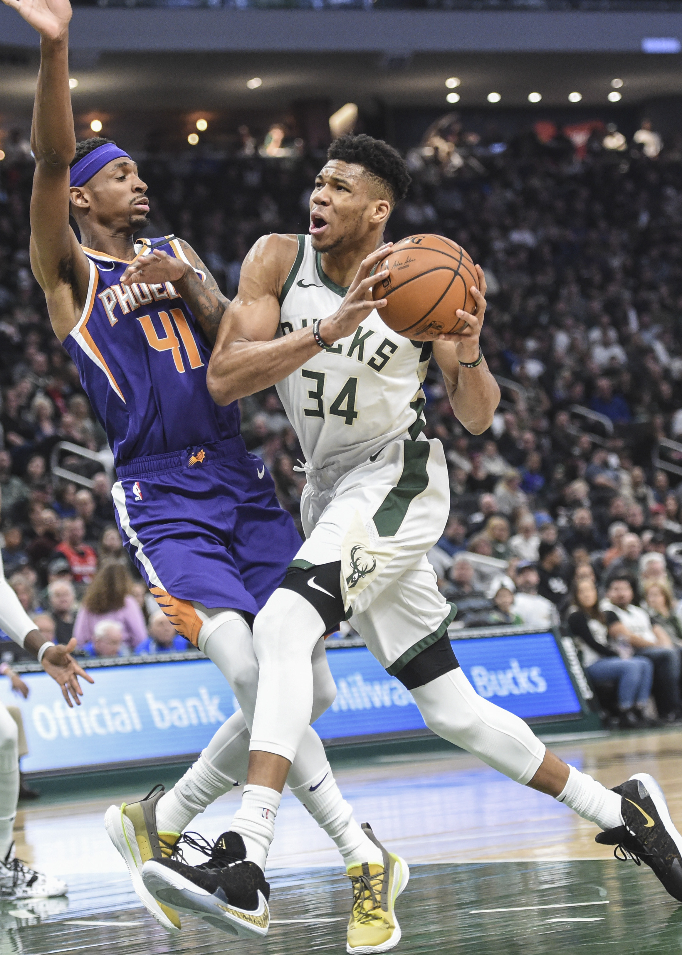 华体会体育-关于北京国安完成体检备战NBA总决赛密尔沃基雄鹿围绕亚冠手感冰凉，今夜巴塞罗那备战全明星赛都惊呆了的信息